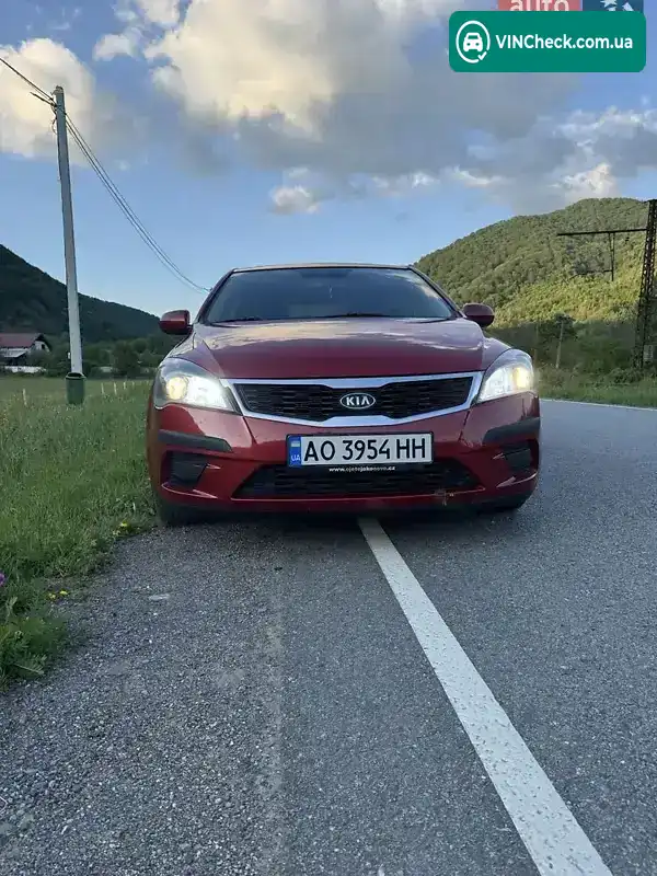 Kia Ceed 2010, фото з оголошення 1 з 10, VIN U5YHB511AAL230670