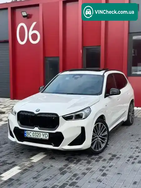 BMW iX1 2022, фото з оголошення 1 з 21, VIN WBY61EF0705W19563