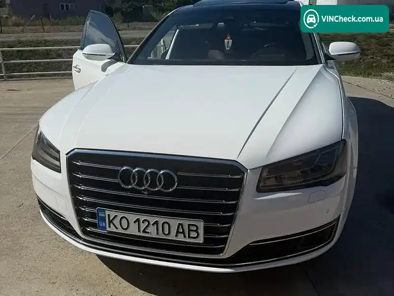 Audi A8 2014, фото з оголошення 1 з 10, VIN WAU3GAFDXFN015722
