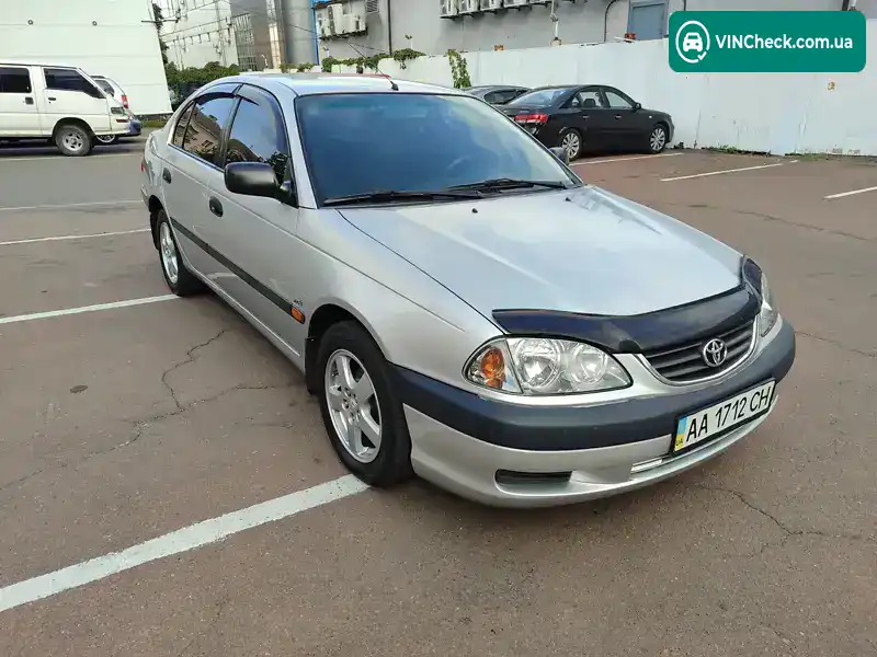 Toyota Avensis 2002, фото з оголошення 2 з 11, VIN SB153ZBN00E041427