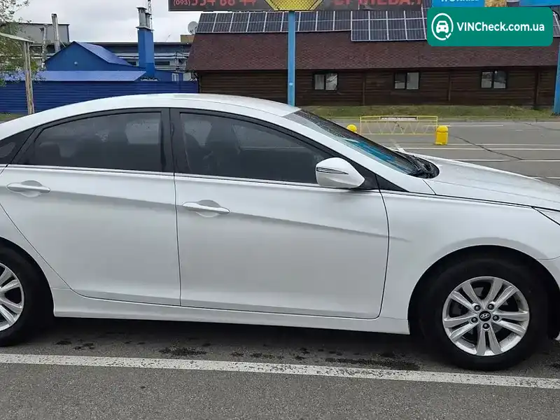 Hyundai Sonata 2012, фото з оголошення 1 з 20, VIN KMHEC41LBCA421861