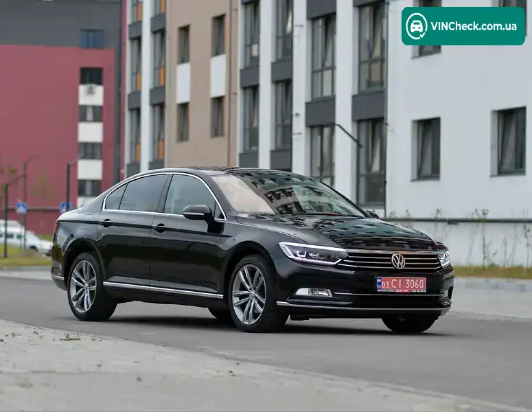 Volkswagen Passat 2018, фото з оголошення 2 з 20, VIN WVWZZZ3CZJE188083