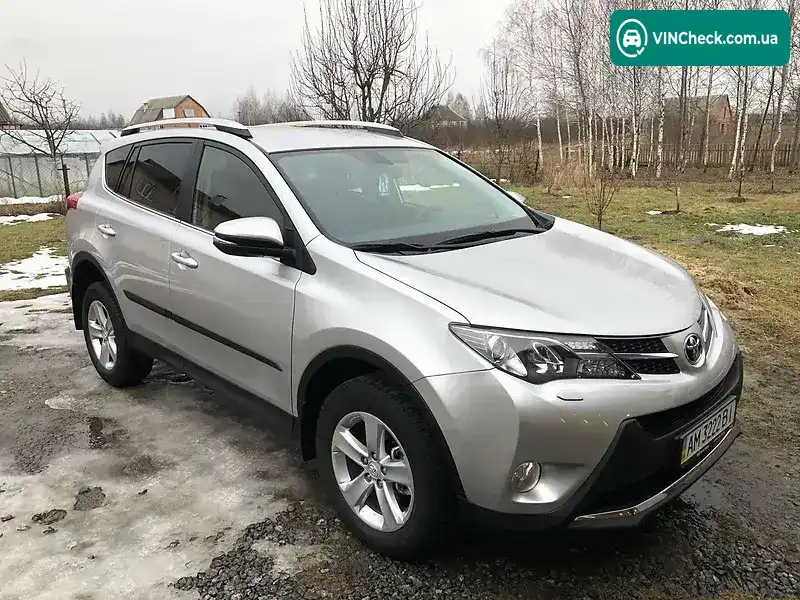 Toyota RAV4 2014, фото з оголошення 1 з 18, VIN JTMDAREV70D053889