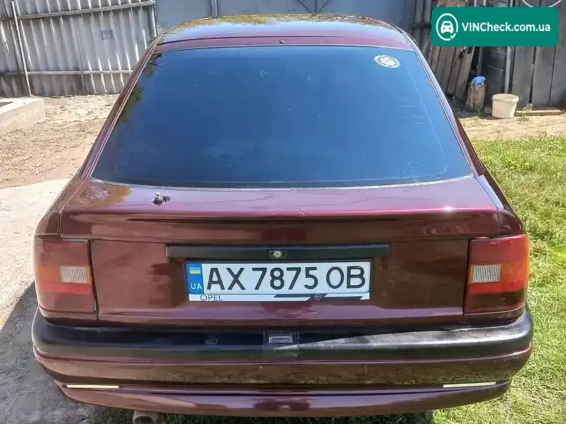 Opel Vectra 1989, фото з оголошення 2 з 9, VIN W0L000089K1179020