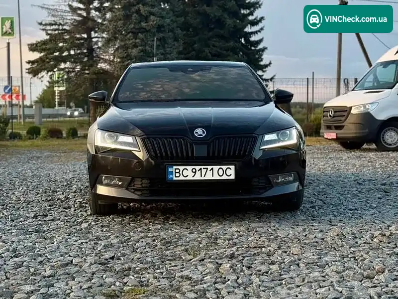 Skoda Superb 2019, фото з оголошення 2 з 19, VIN TMBAJ7NP9K7060529