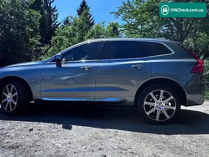 Volvo XC60 2018, фото з оголошення 1 з 19, VIN LYVA22RL4KB262939