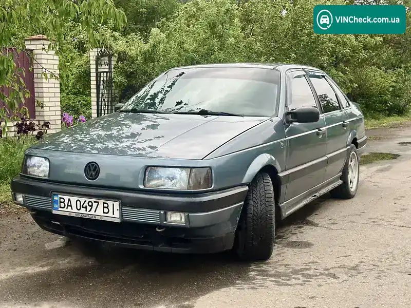 Volkswagen Passat 1989, фото з оголошення 1 з 8, VIN WVWZZZ31ZKB104260