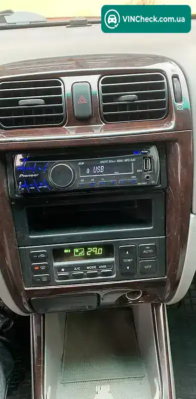 Mazda 626 2000, фото з оголошення 2 з 20, VIN JMZGF12R201456383