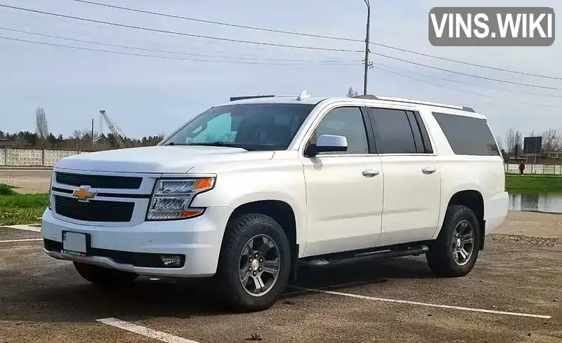 Chevrolet Suburban 2017, фото з оголошення 2 з 21, VIN 1GNSKHKC2HR400407