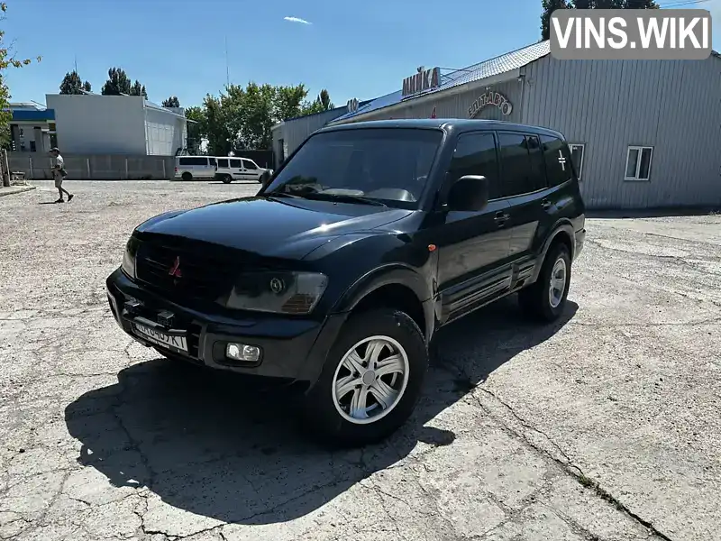 Mitsubishi Pajero 2000, фото з оголошення 2 з 9, VIN JMBLYV75W1J000862