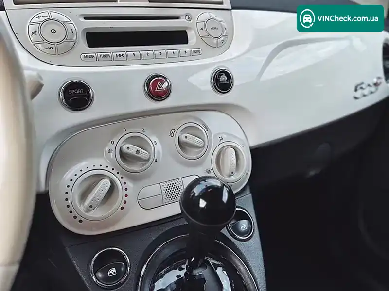 Fiat 500 2012, фото з оголошення 2 з 18, VIN 3C3CFFDRXCT237792