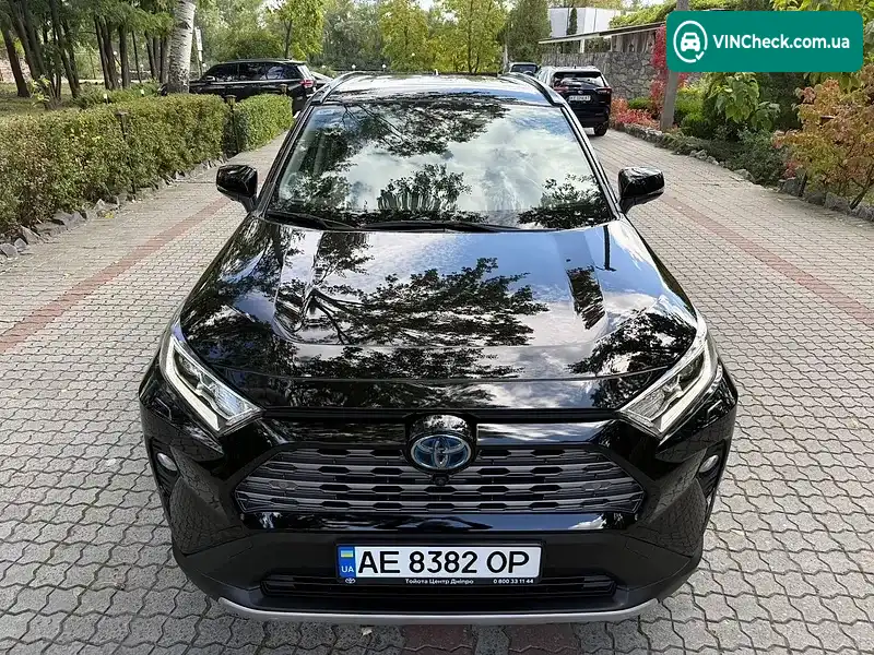 Toyota RAV4 2021, фото з оголошення 2 з 20, VIN JTMDW3FV80D114616