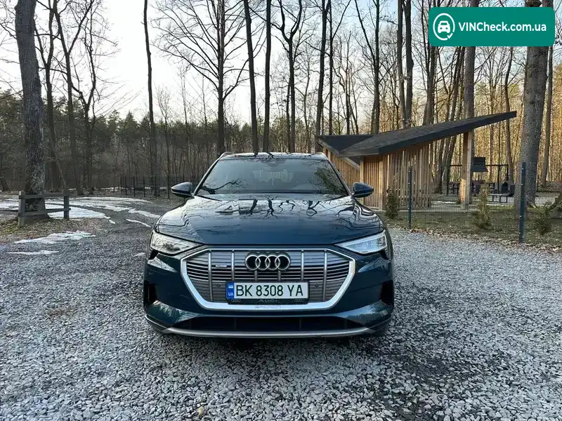 Audi e-tron 2019, фото з оголошення 2 з 21, VIN WAUZZZGE6KB014105