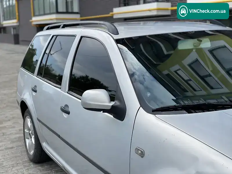 Volkswagen Golf 2000, фото з оголошення 2 з 15, VIN WVWZZZ1JZYW604519