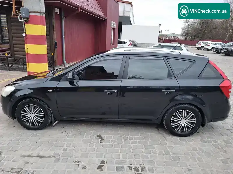 Kia Ceed 2008, фото з оголошення 2 з 11, VIN U5YFF52229L076878