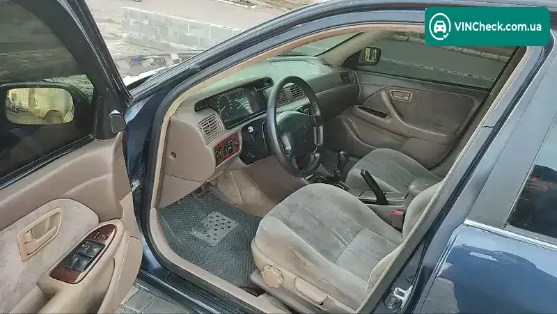 Toyota Camry 1998, фото з оголошення 2 з 13, VIN JT153SV20W0042572