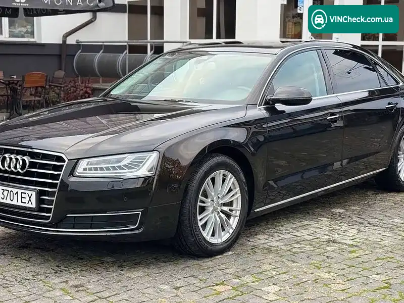 Audi A8 2017, фото з оголошення 1 з 14, VIN WAUZZZ4H4HN022502