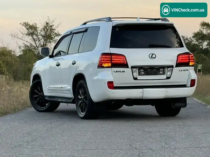 Lexus LX 2008, фото з оголошення 2 з 13, VIN JTJHY00W684005665