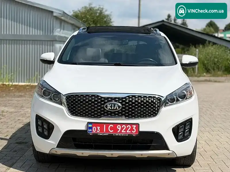 Kia Sorento 2018, фото з оголошення 2 з 20, VIN 5XYPKDA18JG372852