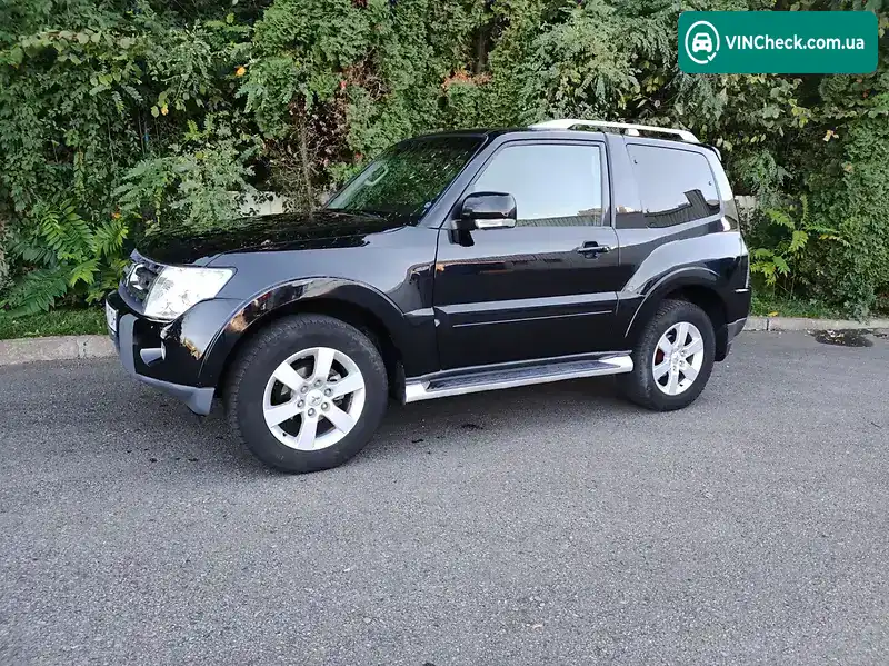 Mitsubishi Pajero 2006, фото з оголошення 1 з 20, VIN JMBMYV88W7J000923