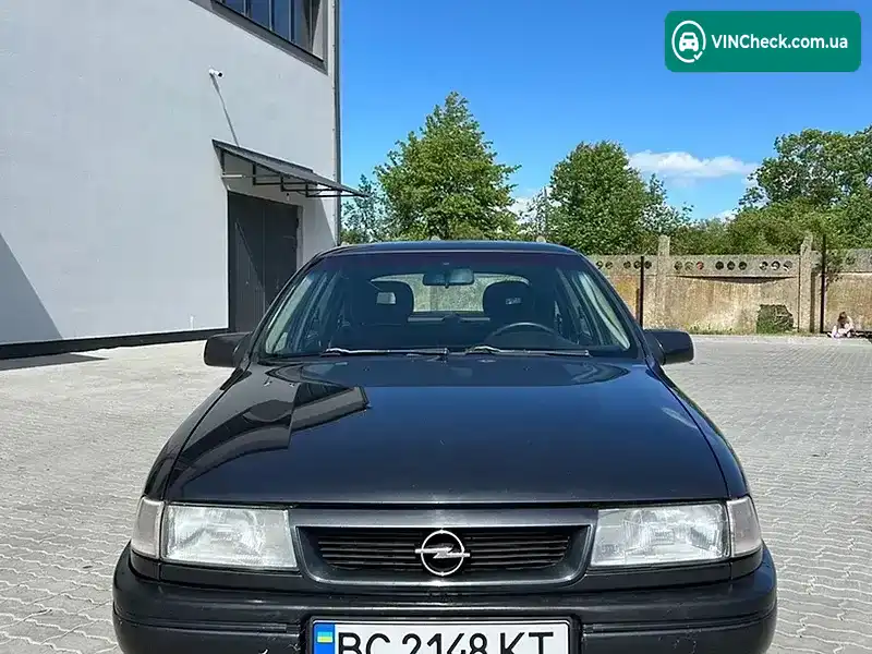 Opel Vectra 1995, фото з оголошення 2 з 16, VIN W0L000089S7609764