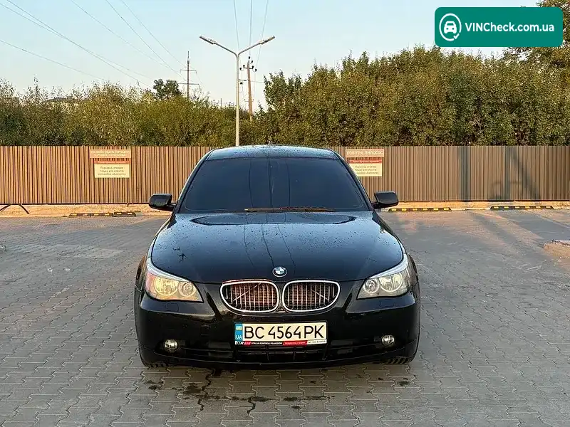 BMW 5 Series 2005, фото з оголошення 2 з 14, VIN WBANJ51010B436811