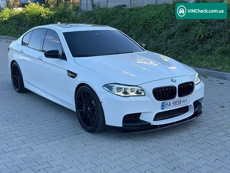BMW M5 2013, фото з оголошення 1 з 18, VIN WBSFV9C57DD096899