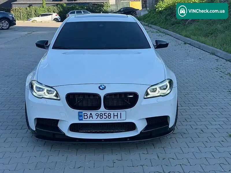 BMW M5 2013, фото з оголошення 2 з 18, VIN WBSFV9C57DD096899
