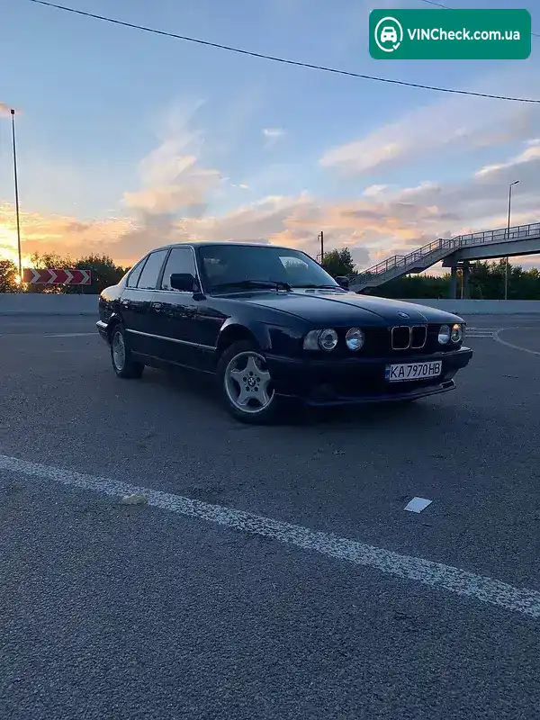 BMW 5 Series 1992, фото з оголошення 2 з 12, VIN WBAHD61060BK77827