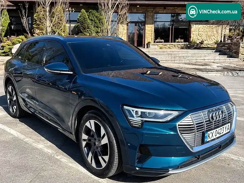 Audi e-tron 2019, фото з оголошення 2 з 8, VIN WAUZZZGE3KB013199