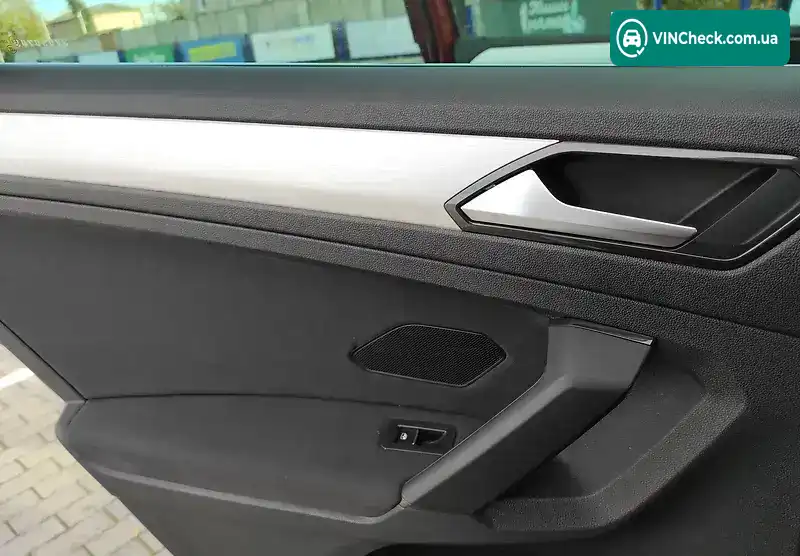 Volkswagen Tiguan 2018, фото з оголошення 1 з 20, VIN WVGZZZ5NZJW959789