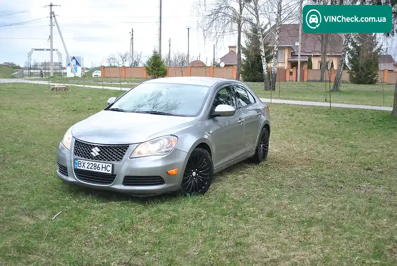 Suzuki Kizashi 2012, фото з оголошення 2 з 20, VIN JS2RE9A38C6101297