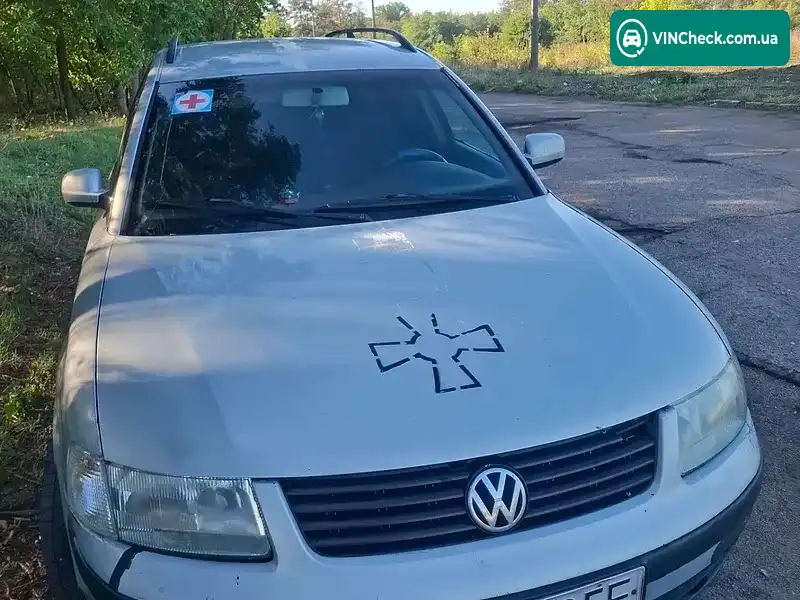 Volkswagen Passat 2000, фото з оголошення 1 з 12, VIN WVWZZZ3BZYE420132