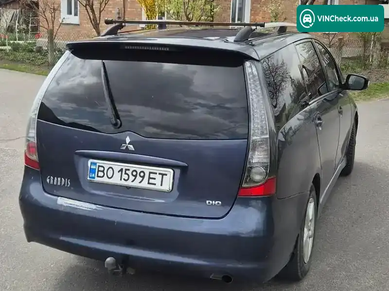 Mitsubishi Grandis 2006, фото з оголошення 2 з 10, VIN JMBLJNA8W6Z012823