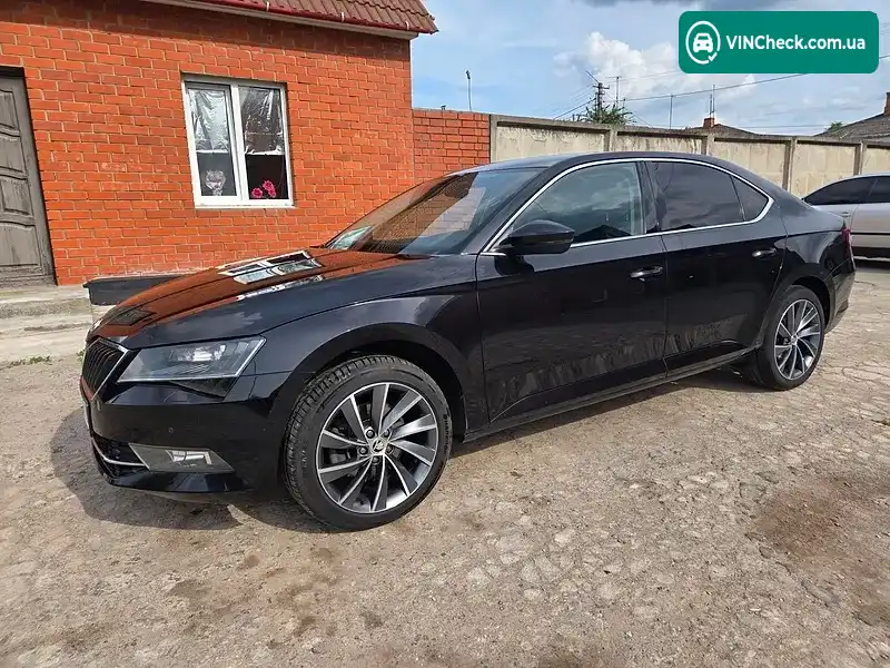 Skoda Superb 2018, фото з оголошення 1 з 10, VIN TMBAH7NP6J7591164