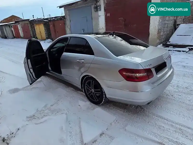 Mercedes-Benz E-Class 2011, фото з оголошення 2 з 21, VIN WDD2120232A425516