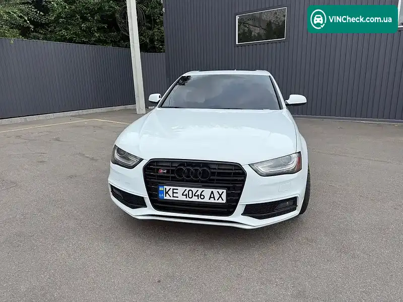 Audi A4 2014, фото з оголошення 1 з 12, VIN WAUFFAFL2EN033802