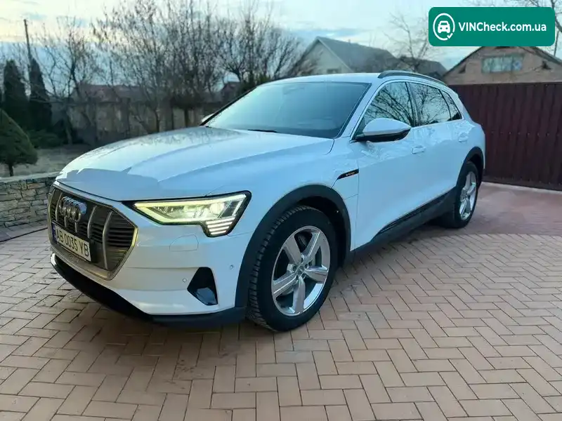 Audi e-tron 2021, фото з оголошення 1 з 21, VIN WAUZZZGE9MB044203