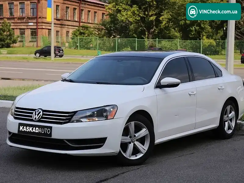 Volkswagen Passat 2011, фото з оголошення 1 з 20, VIN 1VWBP7A39CC016042