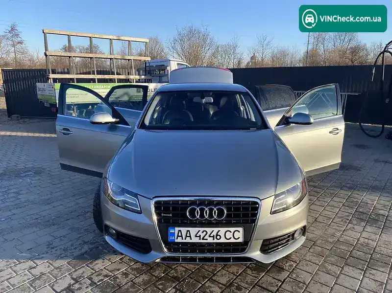 Audi A4 2010, фото з оголошення 1 з 20, VIN WAUHFAFL0BN002469