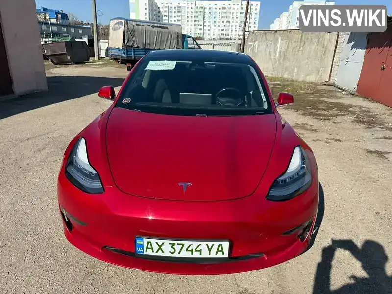Tesla Model 3 2019, фото з оголошення 2 з 12, VIN 5YJ3E1EB4KF387123