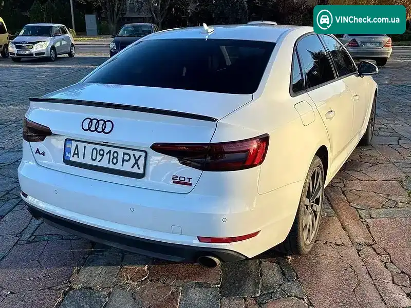 Audi A4 2016, фото з оголошення 2 з 13, VIN WAUANAF47HN010607