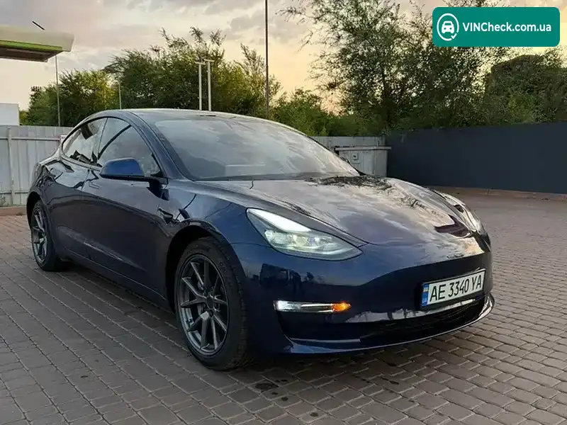 Tesla Model 3 2021, фото з оголошення 1 з 13, VIN 5YJ3E1EB0NF147376