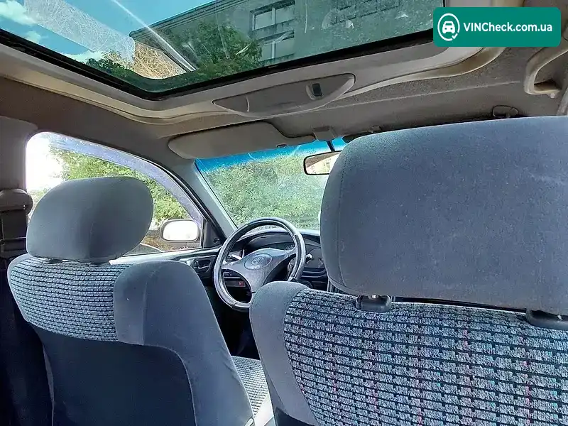 Toyota Carina 1992, фото з оголошення 2 з 9, VIN JT153ATK000012479