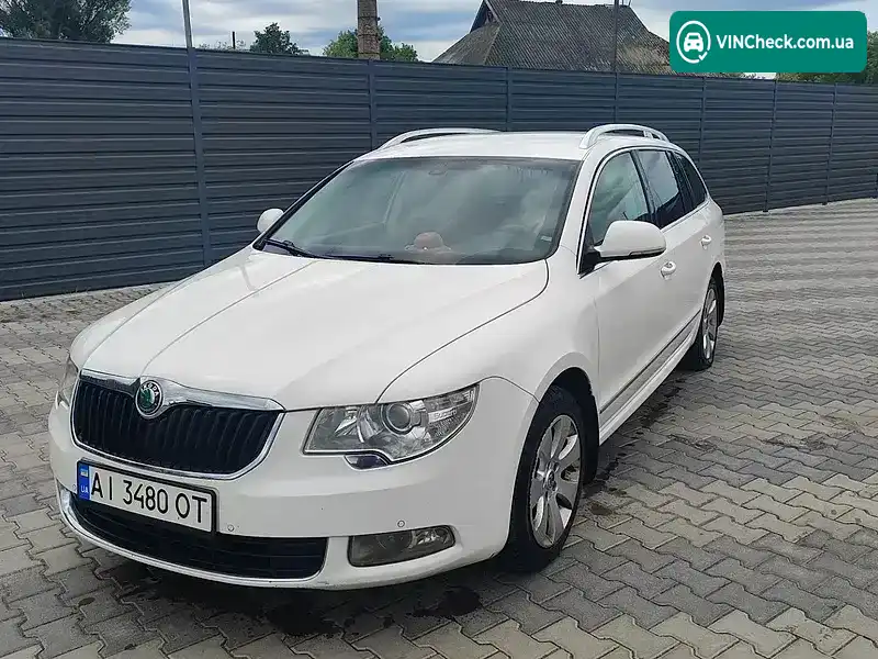 Skoda Superb 2010, фото з оголошення 2 з 7, VIN TMBJE73T8B9031192