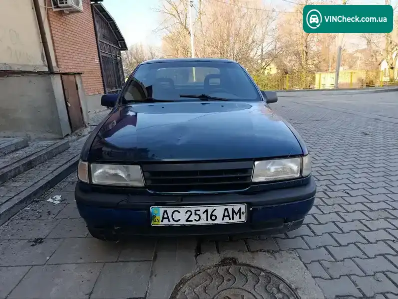 Opel Vectra 1993, фото з оголошення 2 з 9, VIN W0L000087P1122177