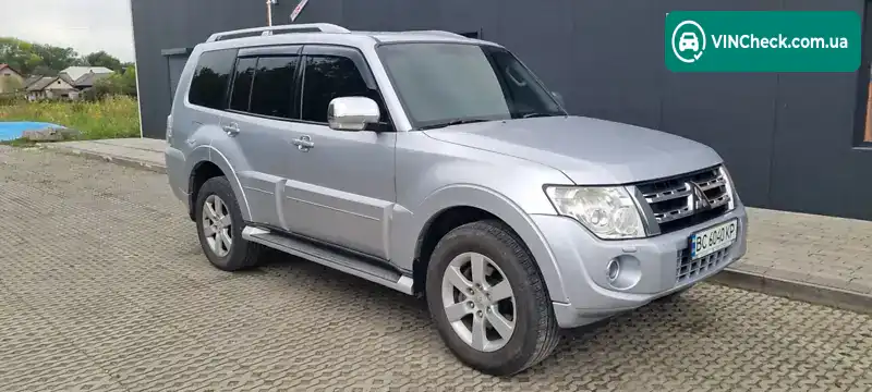 Mitsubishi Pajero Wagon 2007, фото з оголошення 2 з 10, VIN JMBLYV98W7J003552