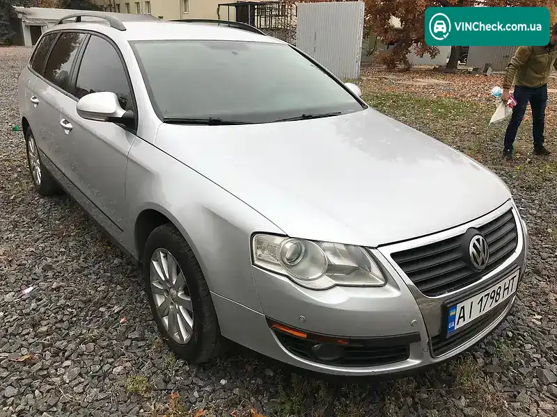 Volkswagen Passat 2010, фото з оголошення 2 з 20, VIN WVWZZZ3CZAE185555