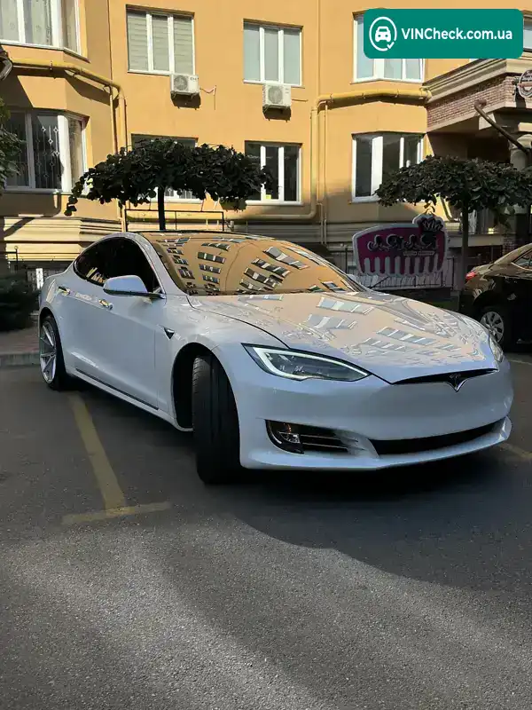 Tesla Model S 2020, фото з оголошення 2 з 21, VIN 5YJSA1E28LF416700