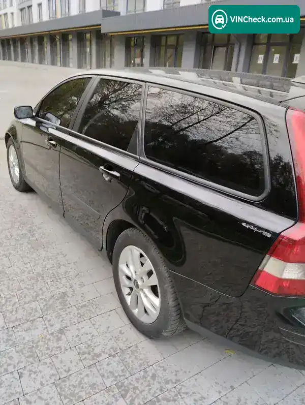 Volvo V50 2005, фото з оголошення 2 з 19, VIN YV1MW755152113472
